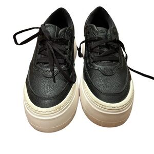 UGG woman’s black Marrin mega lace, platform shoe sneaker